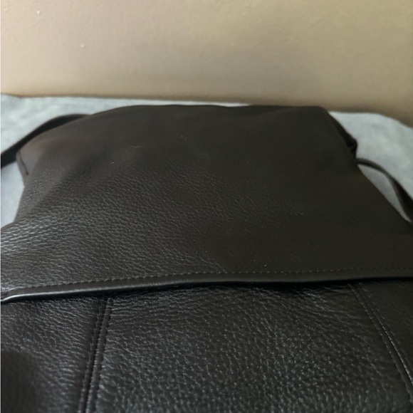 Aimee Kestenberg Black Leather All For Love Shoulder/Crossbody Bag - Picture 7 of 9